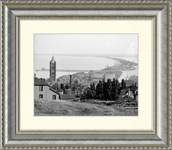 1905 View of Duluth and Minnesota Point